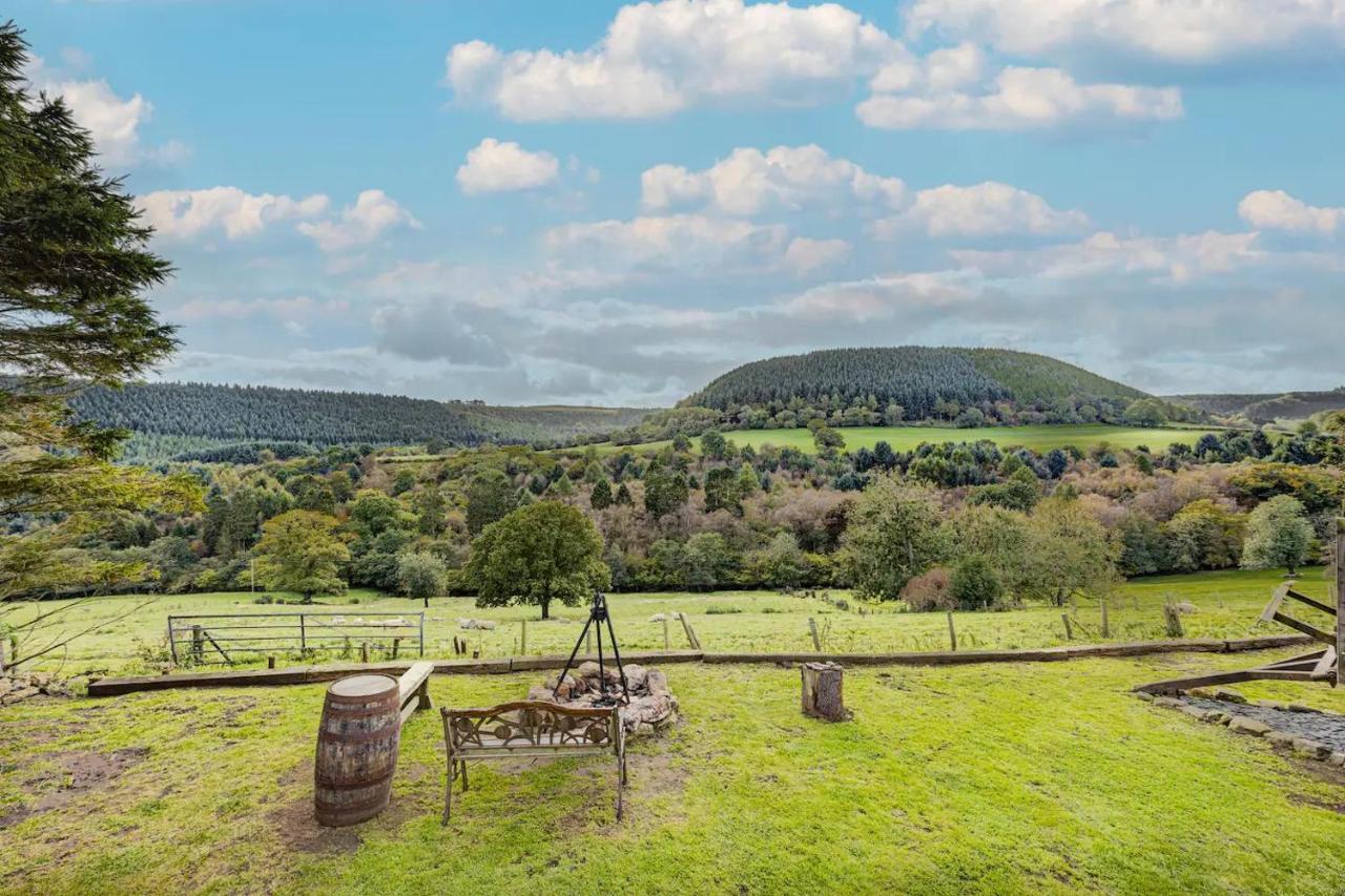 2X Double Bed - Glamping Wagon Dalby Forest 스카버러 외부 사진